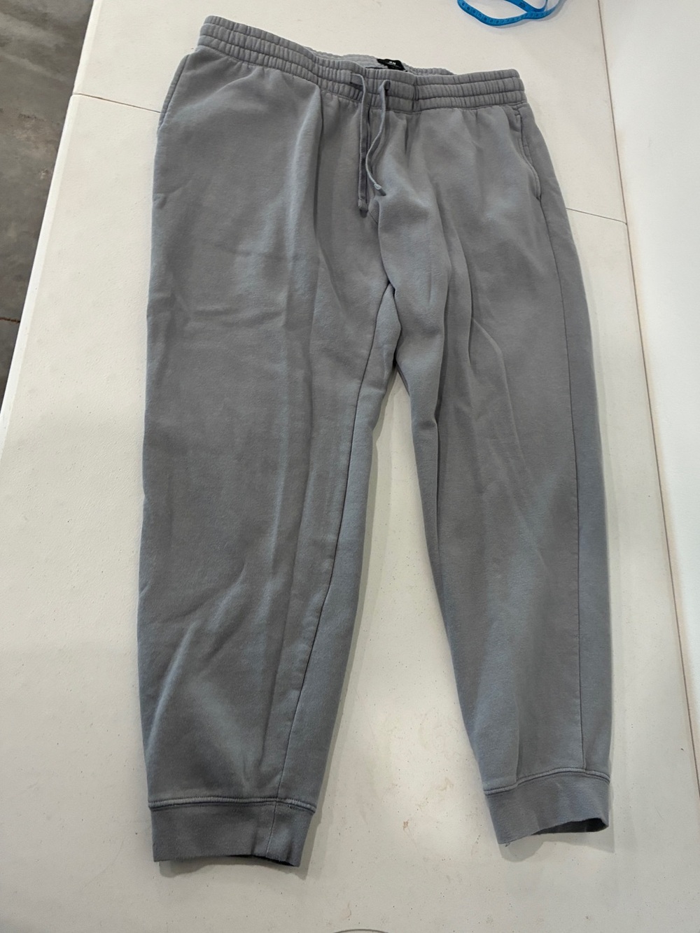 H&M Mens Regular Fit Gray Jogger Sweatpants Size XXL Drawstring Pockets